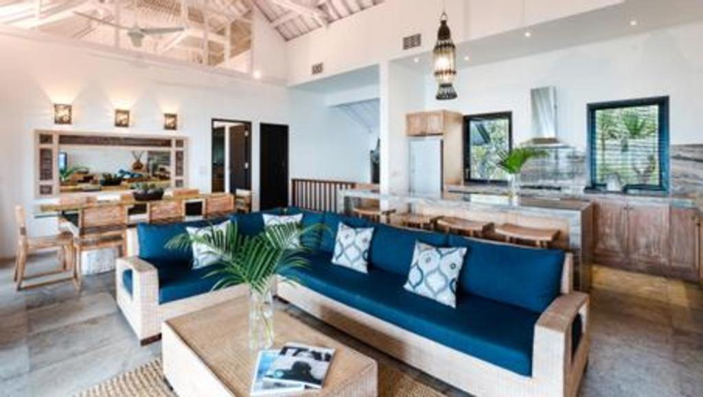 Batu Karang Lembongan & 4* Nusa Lembongan (Bali)
