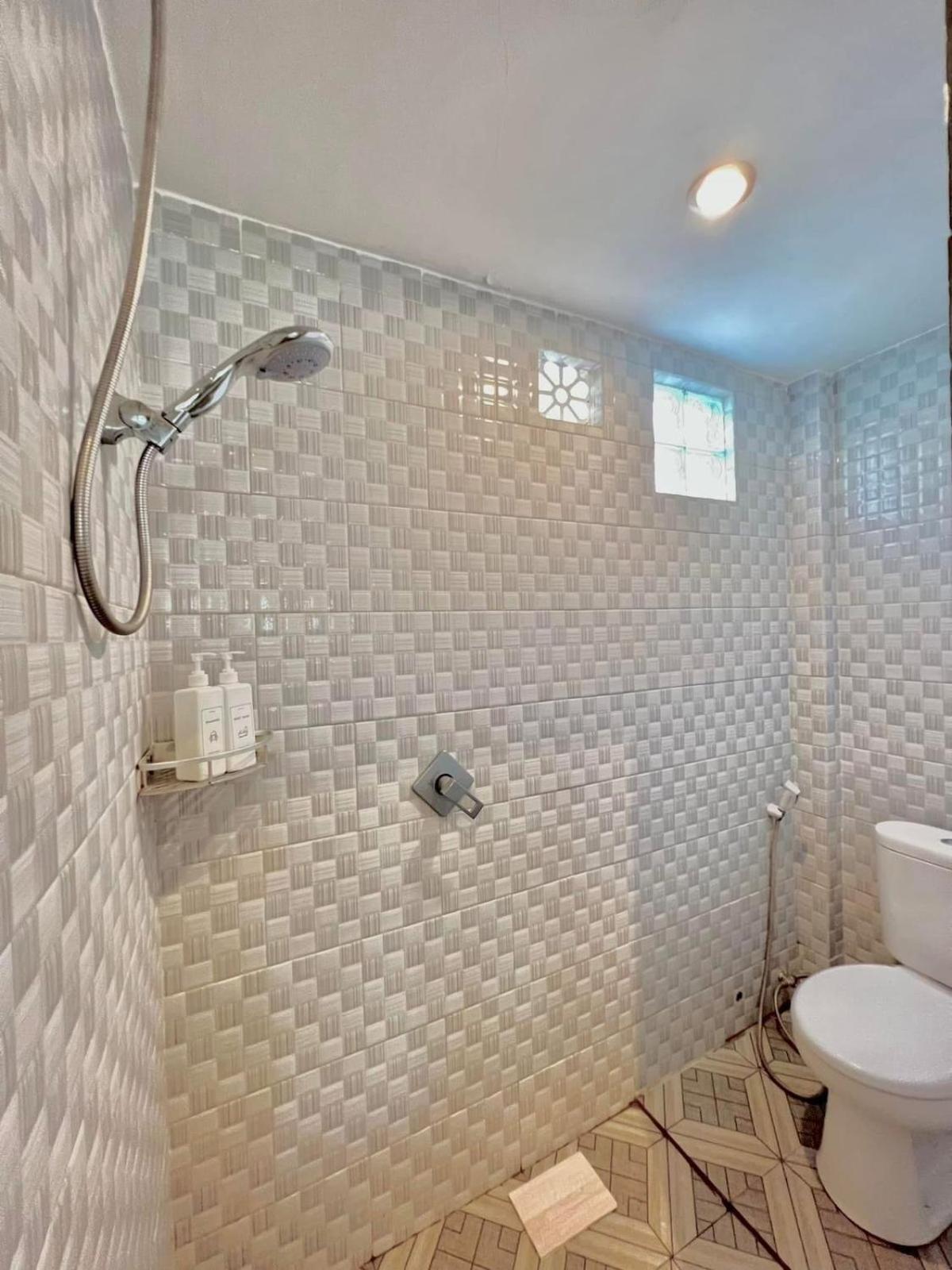 Kedongdong Guest house