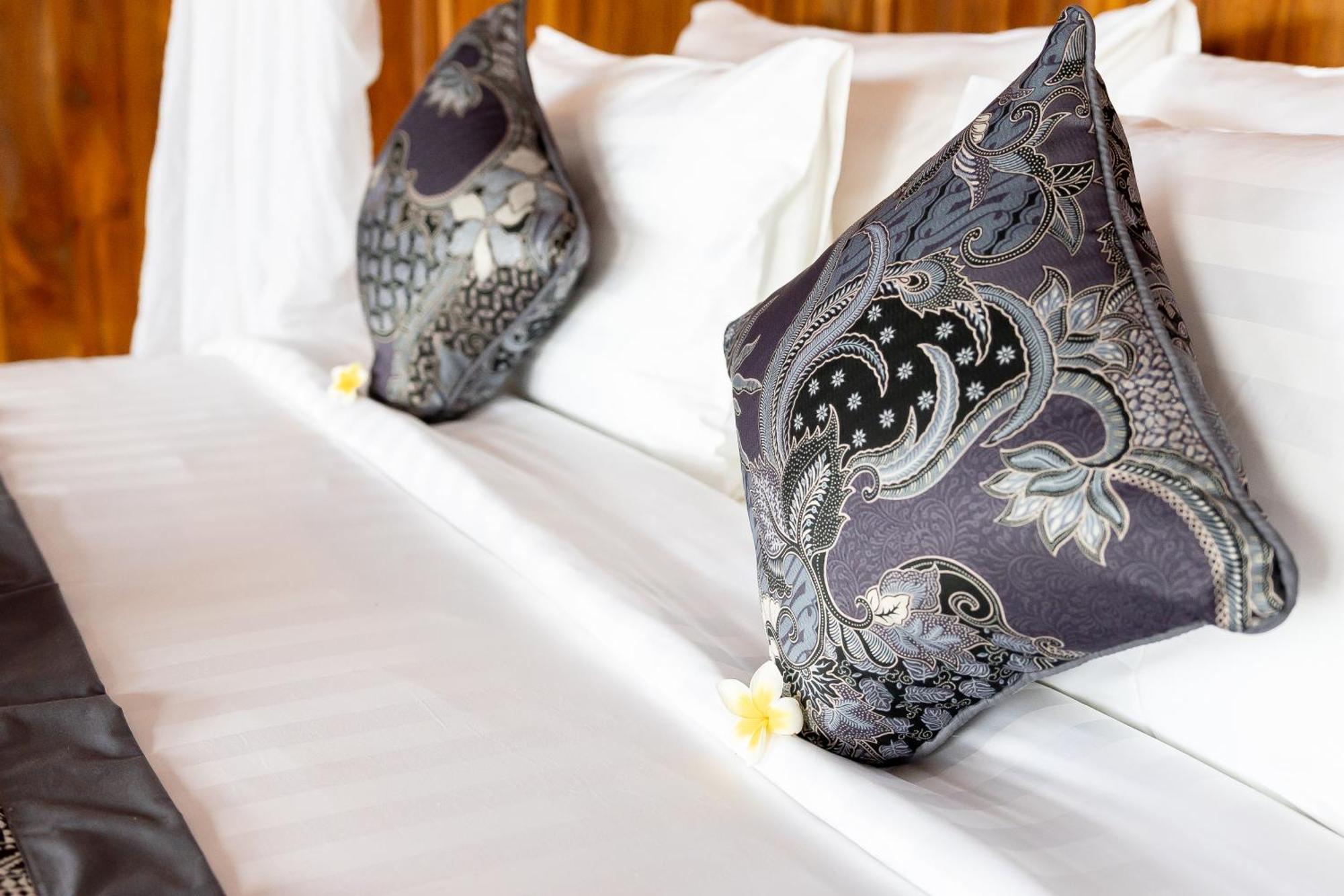 Joglo Organik Guest house