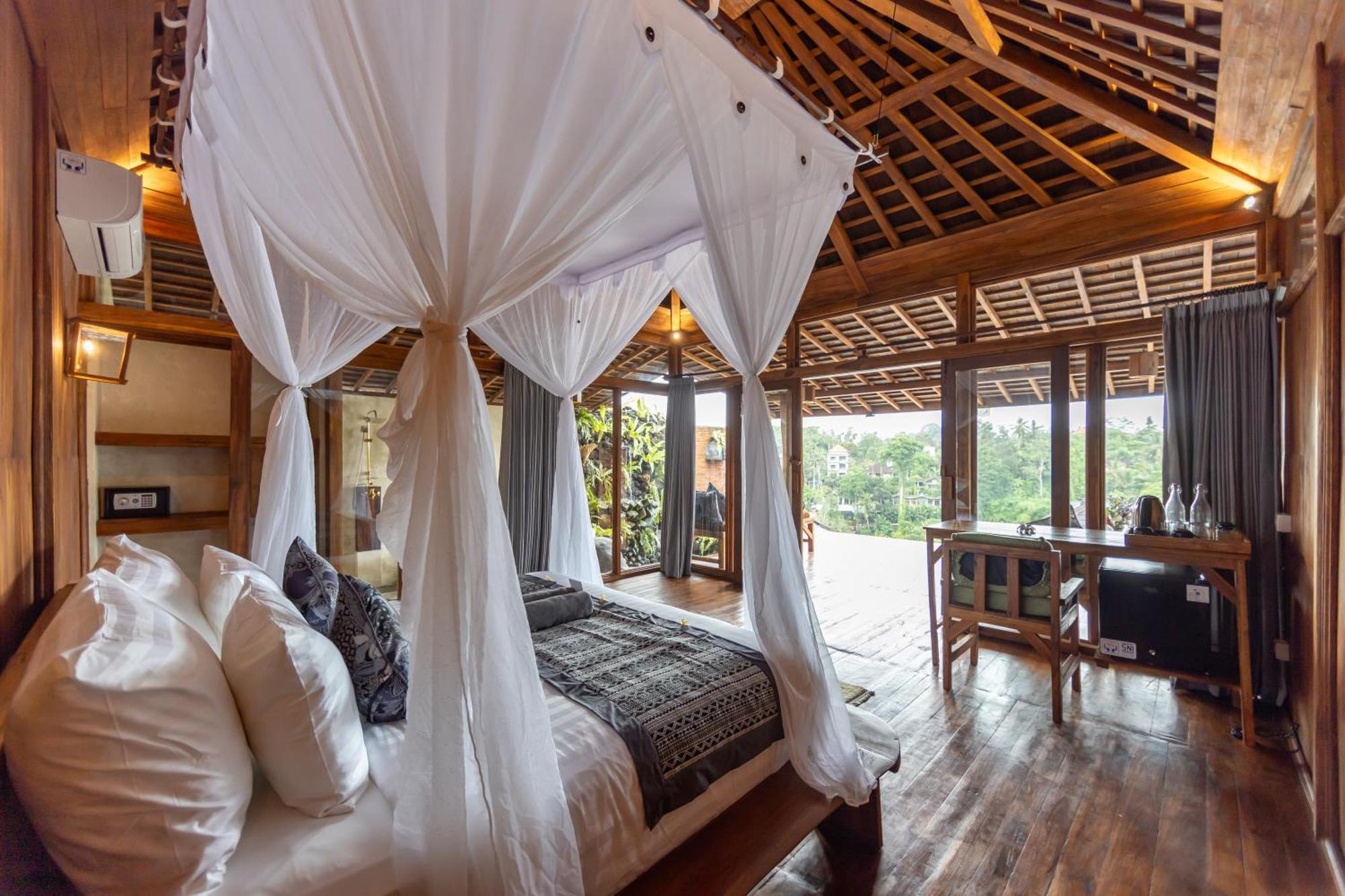 Joglo Organik Guest house