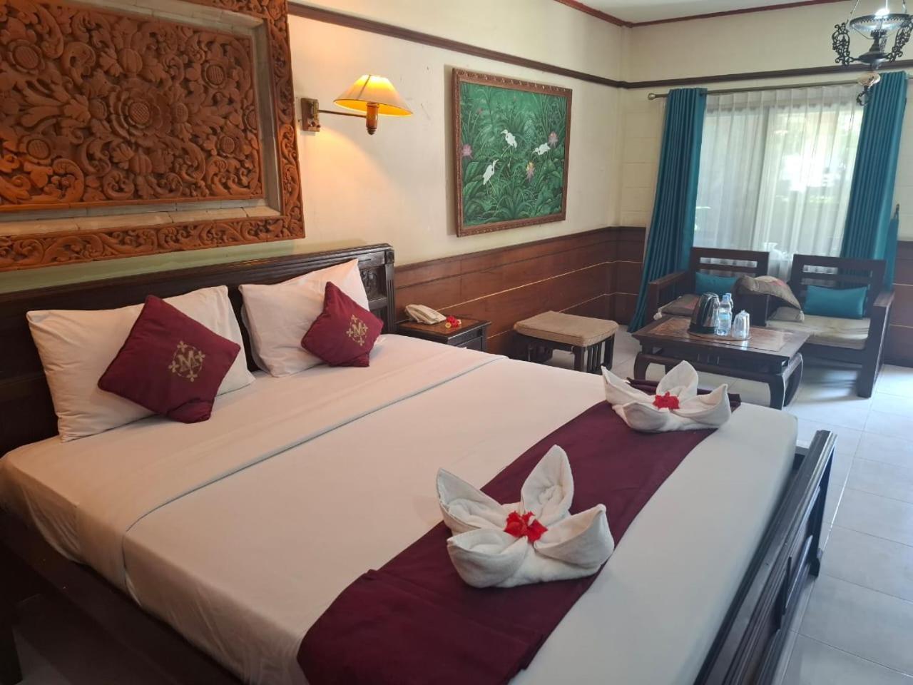 Melasti Kuta & 3* Kuta (Bali)