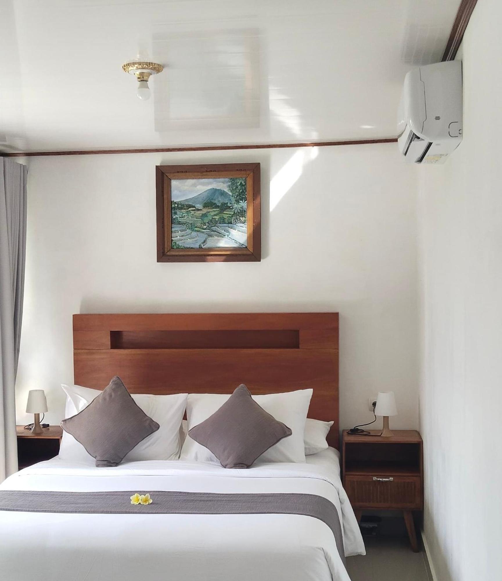 Bisbis House Iseh Village * Selat