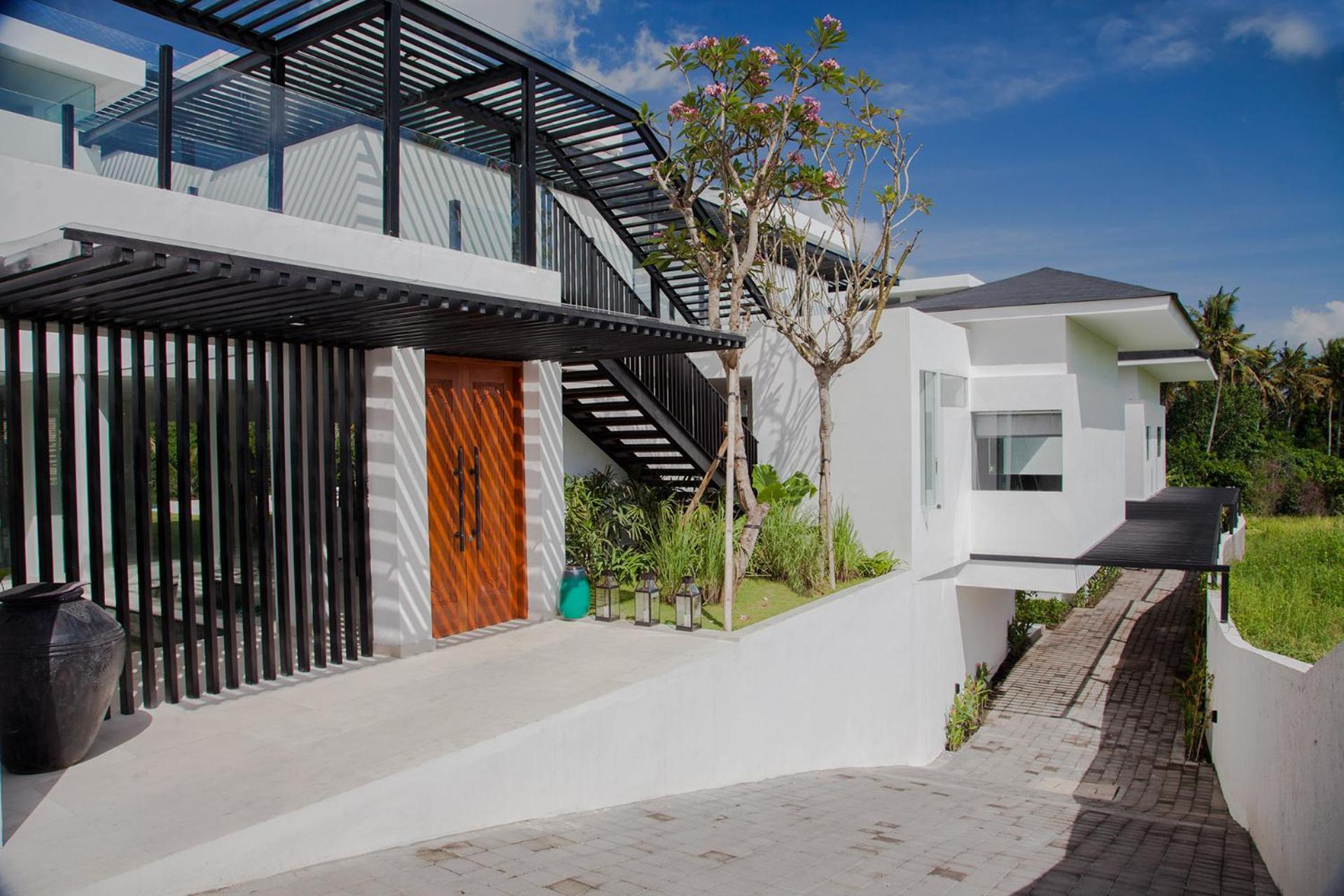 Luxury 5br With Private Pool, Rice Fields View & Nearby - The Palm House