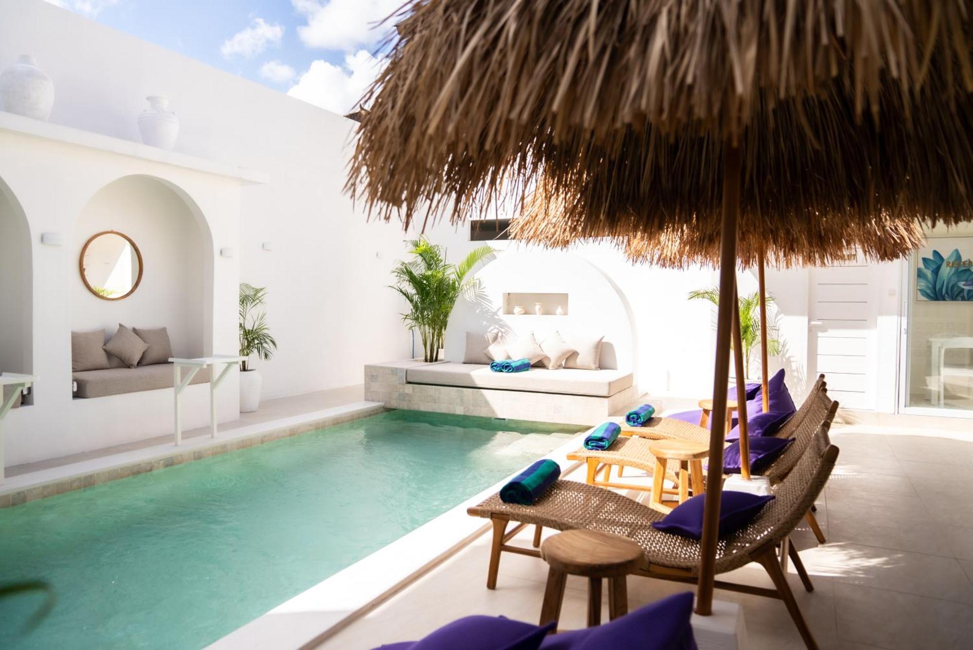 Antana Hotel
