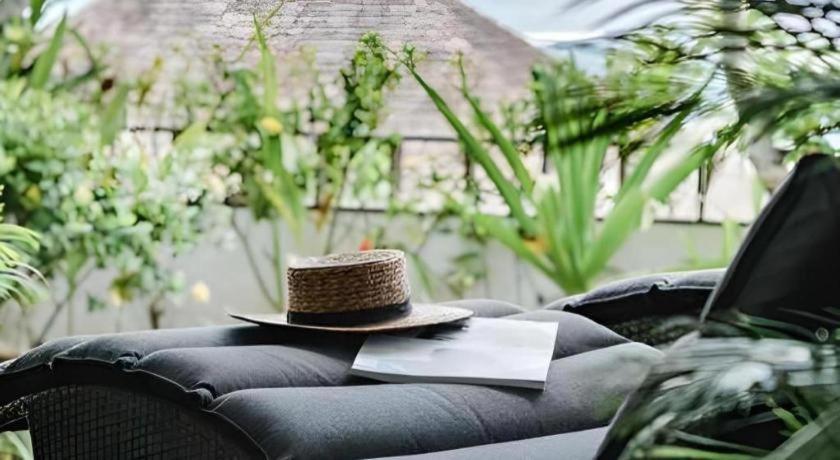 Batu Karang Lembongan & 4*