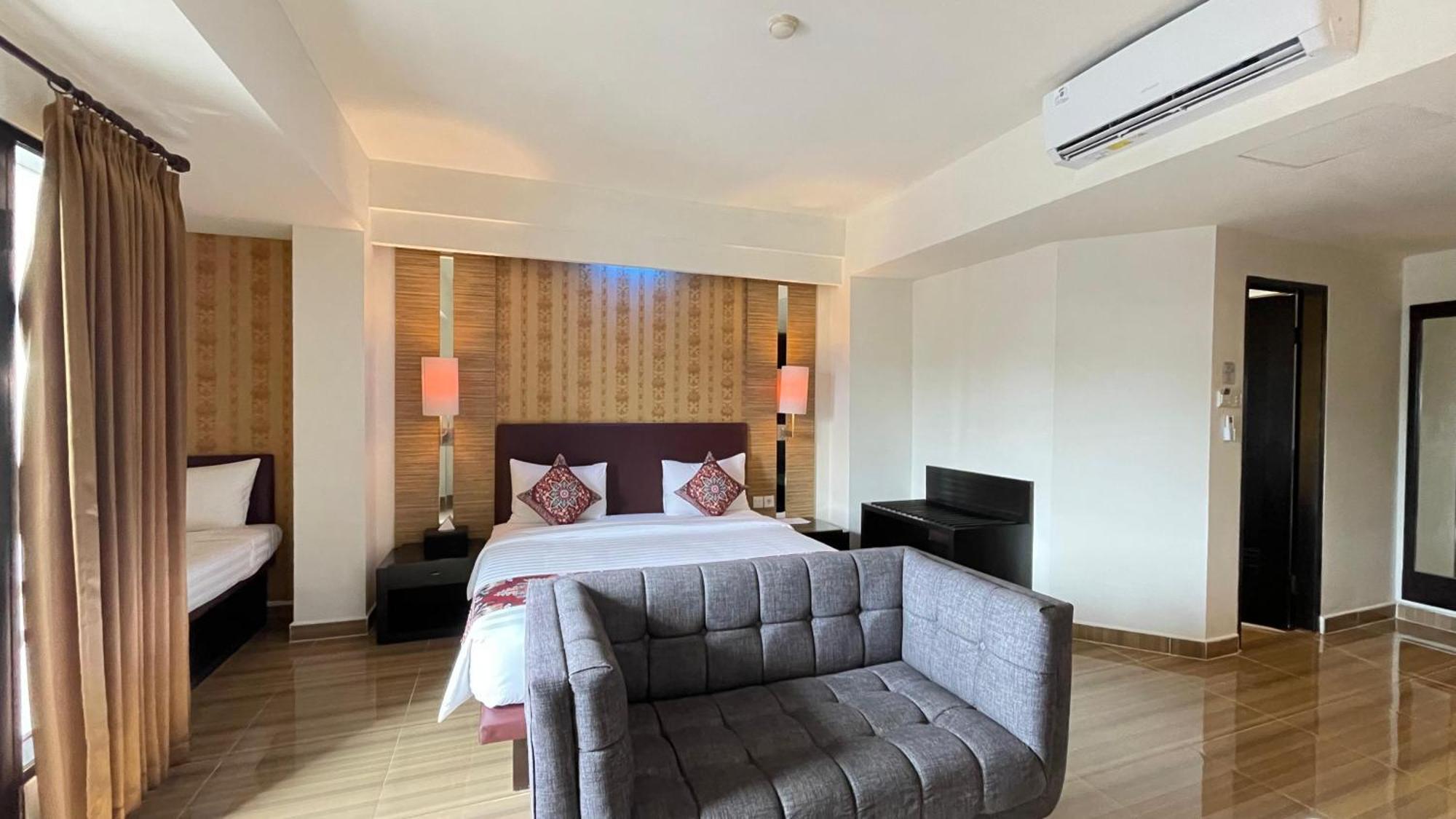 The Tandibayang & Hotel 3*