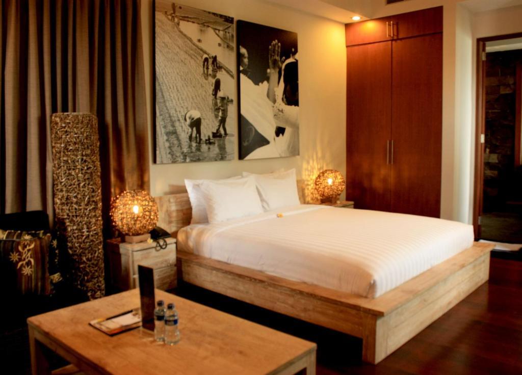 The Dipan Resort, And Seminyak (Bali)