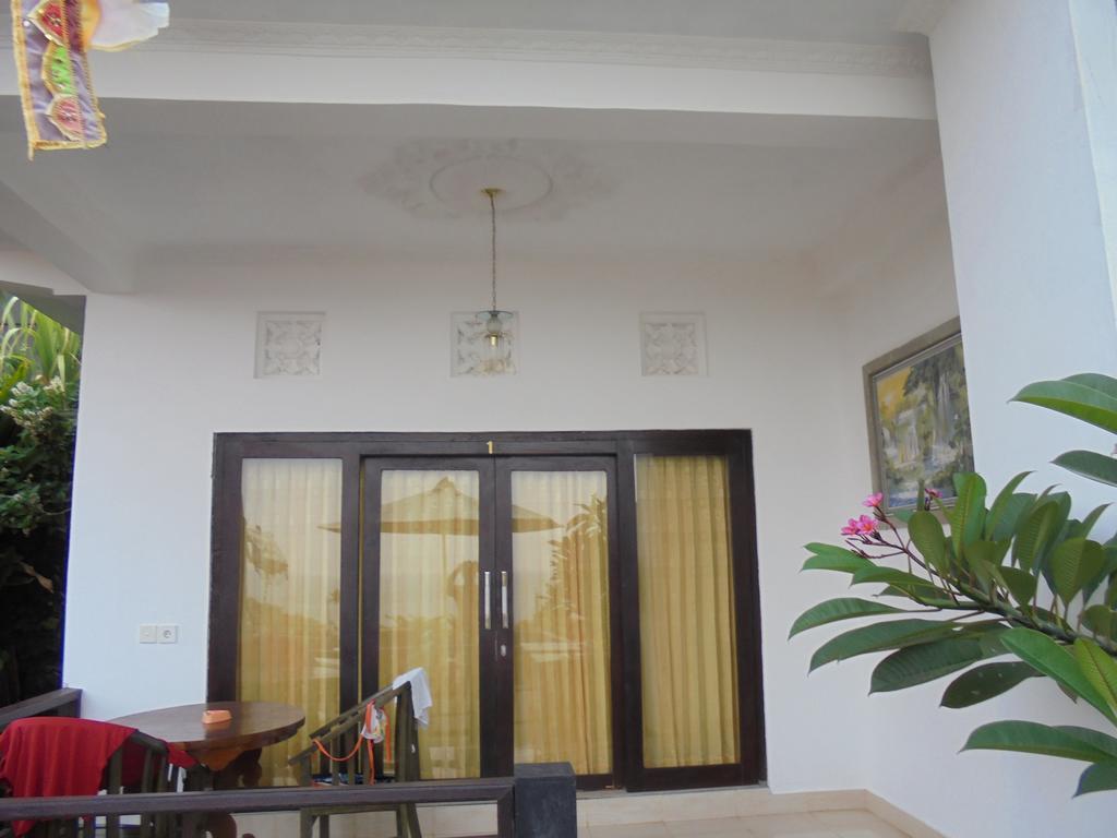 Homestay Titi Sedana *