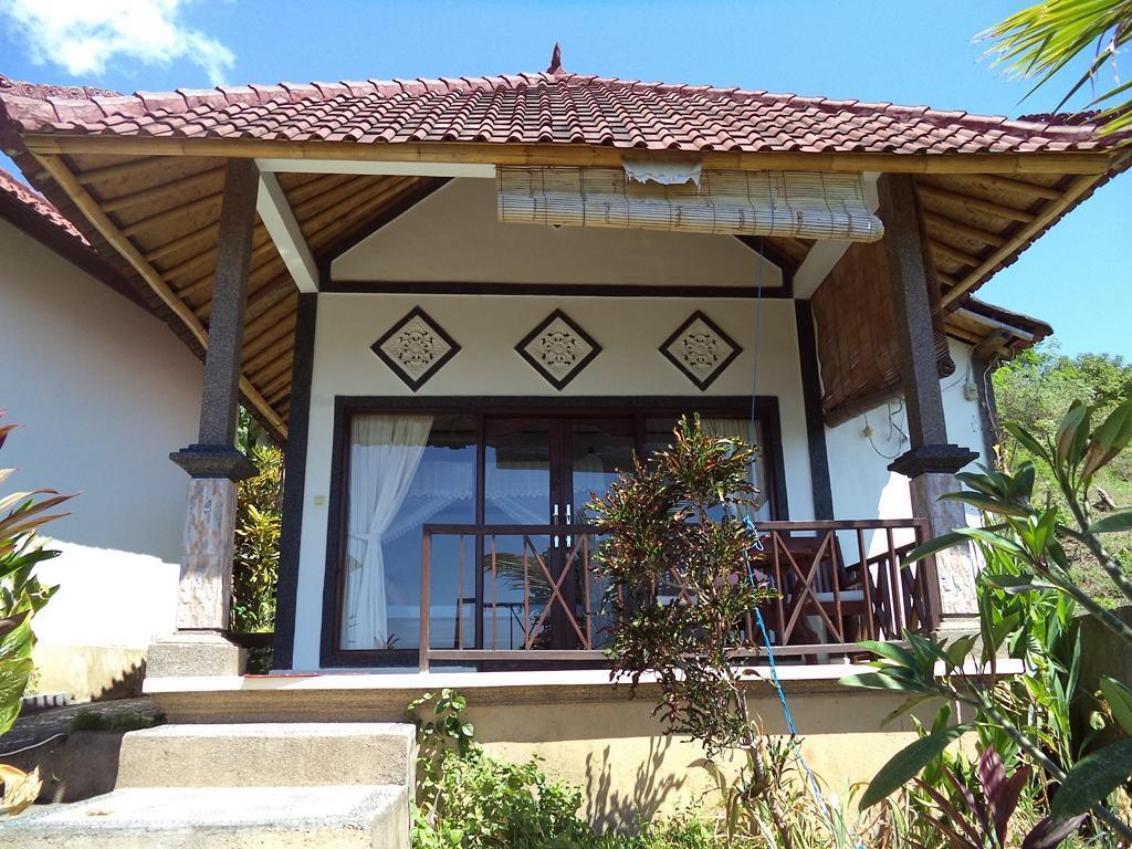 Warung Ary & Bed & Breakfast