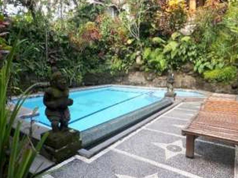 Gusti's Garden Wisma tamu