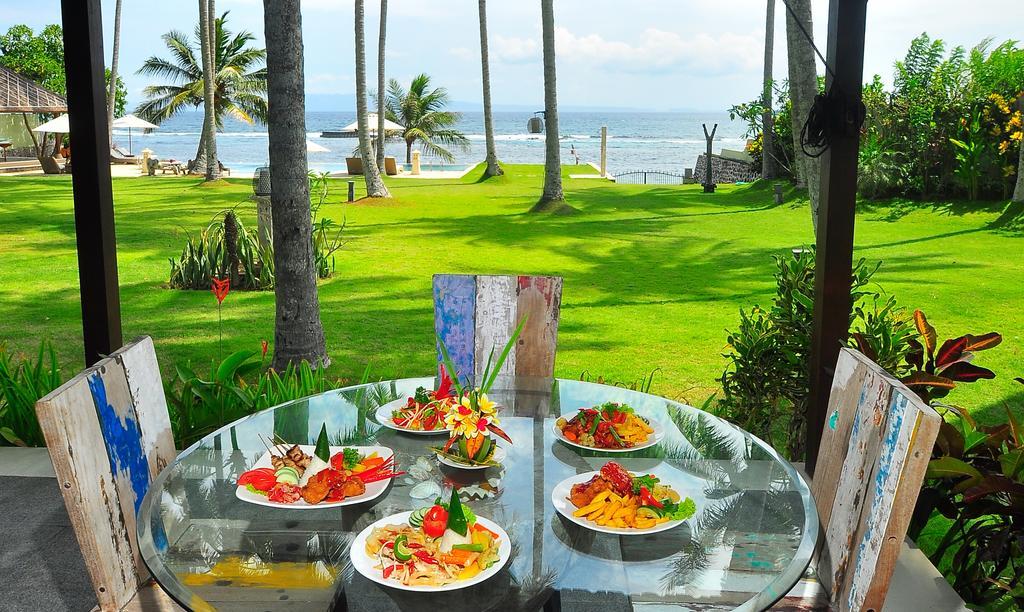 Villa Oceanfront Citakara Sari