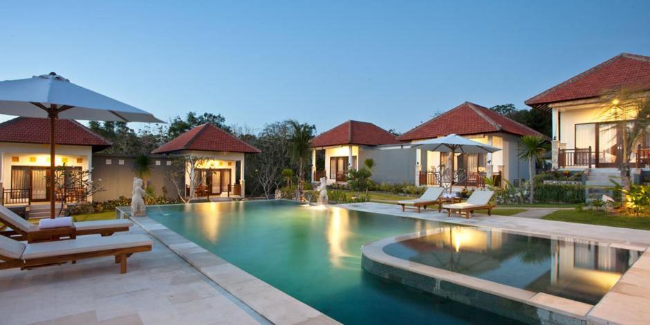 Bali Bule 4*