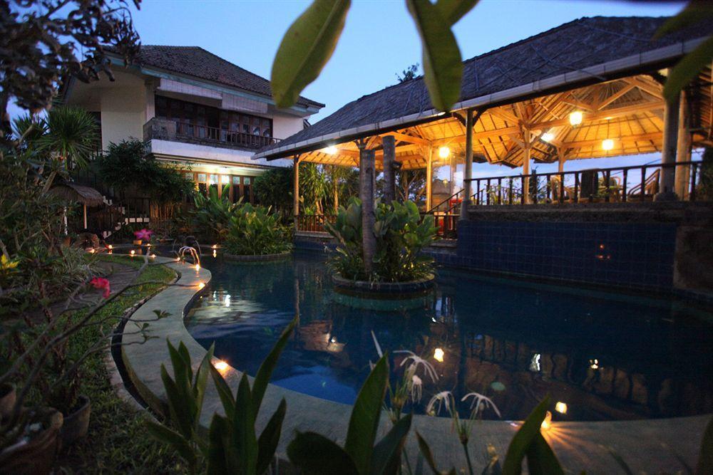 Seaview Hotel 3*