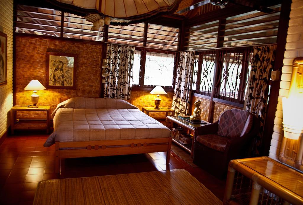 Hotel Murni's &