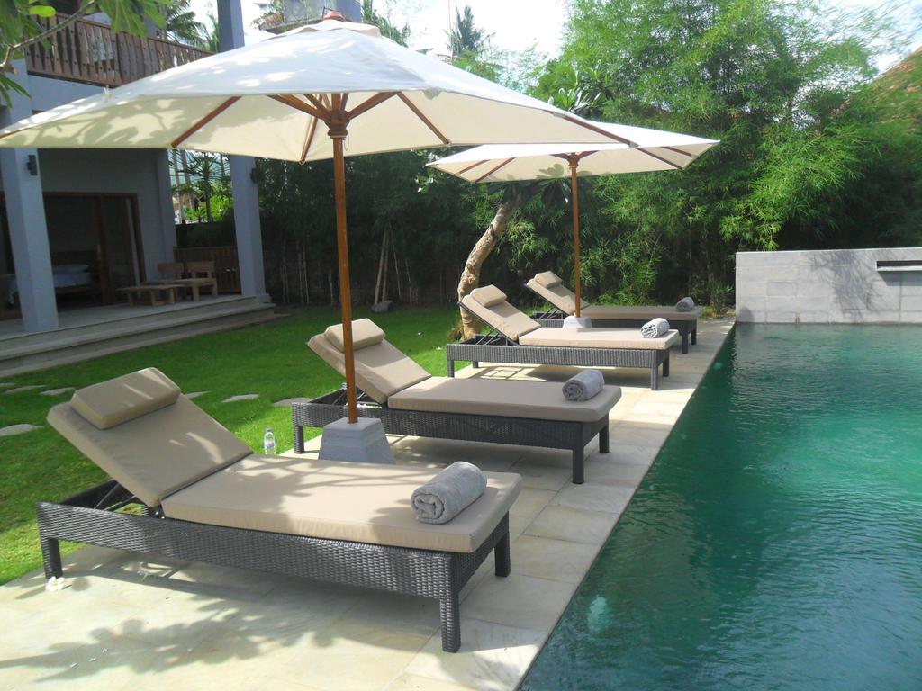 Ju'blu 3* Lovina (Bali)