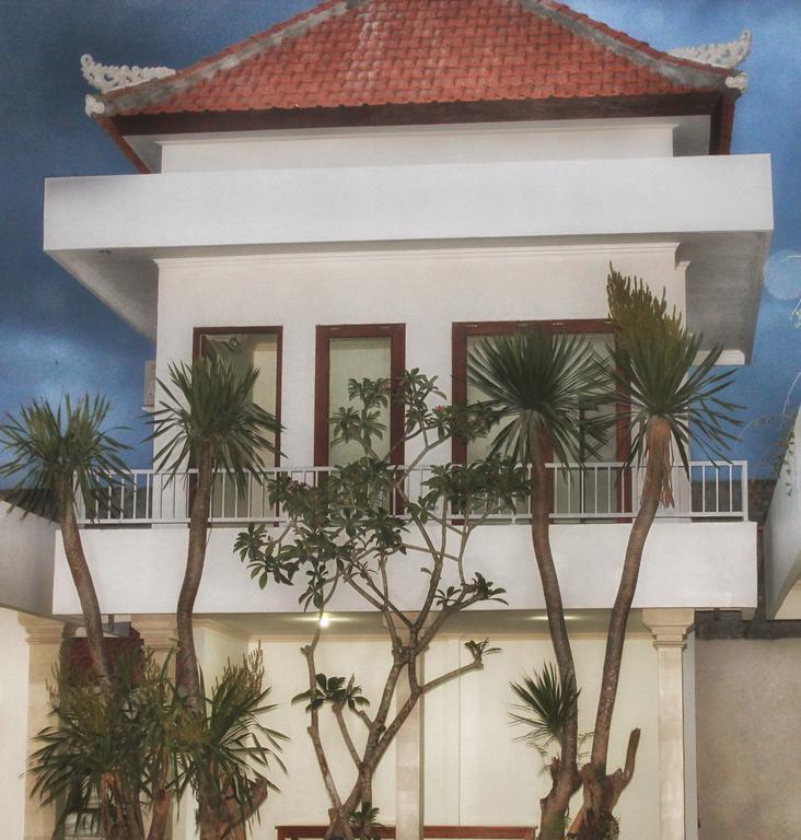 Anggie Wisma tamu