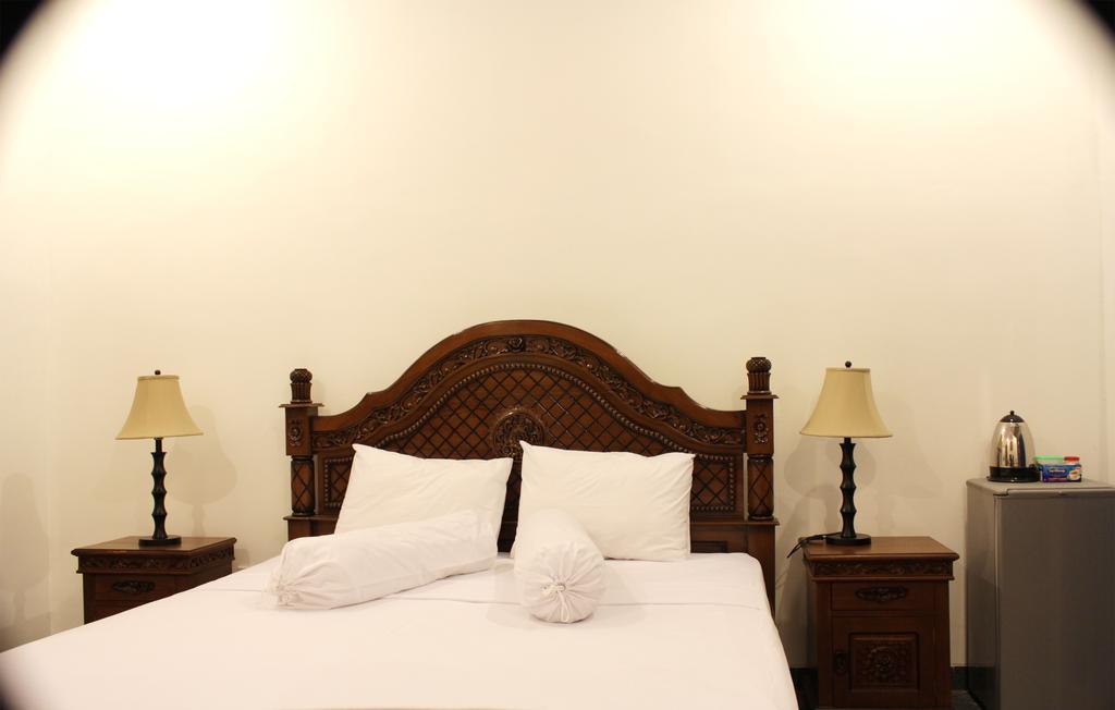 Ayu Sanur (Bali)