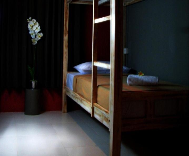 Guess House Hostel Seminyak (Bali)