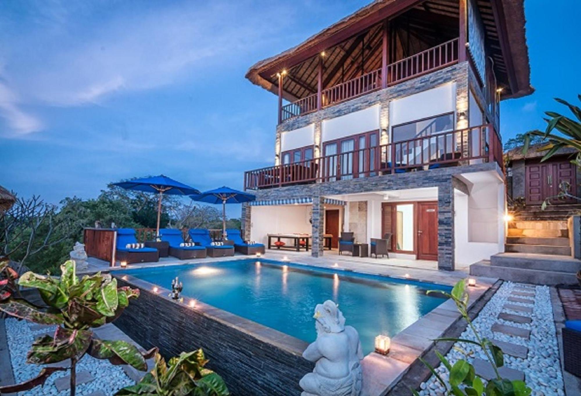 Villa Keluarga *