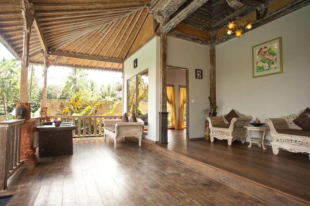 Villa Sebatu *