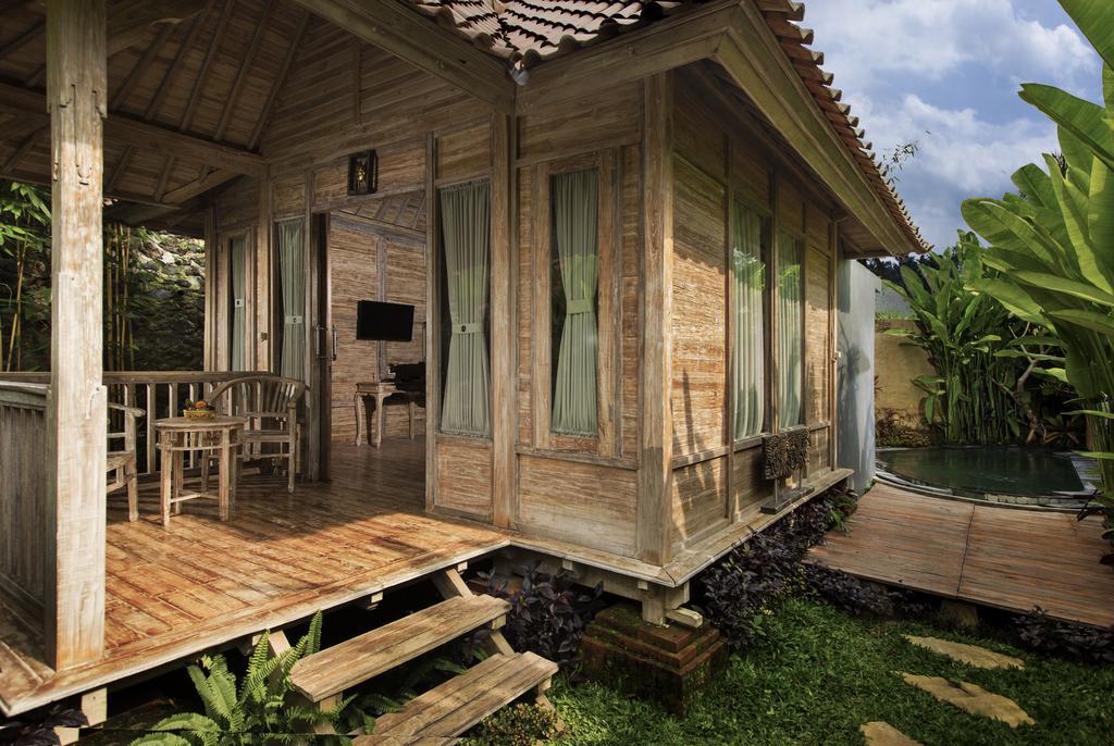 Sebatu Villa *