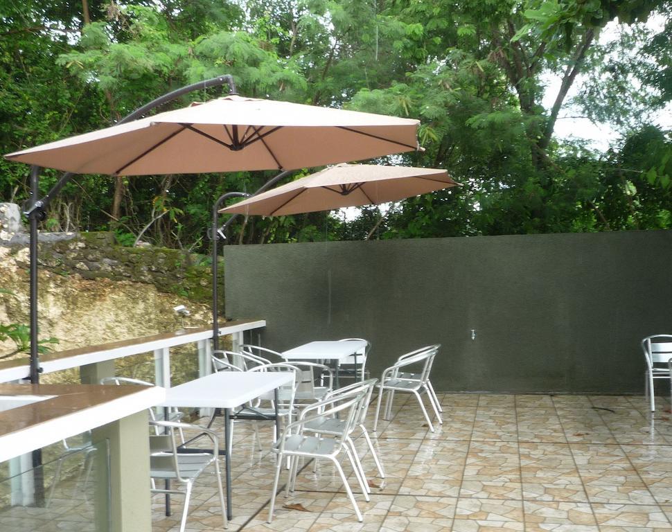 Guest house White Rock