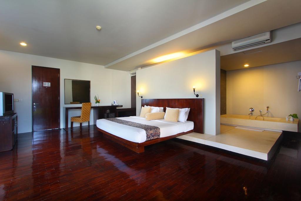 Hotel The Oasis Benoa Bali Nusa Dua (Bali)