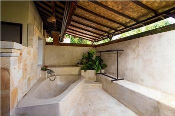 Guest house Subak Tabola 3*