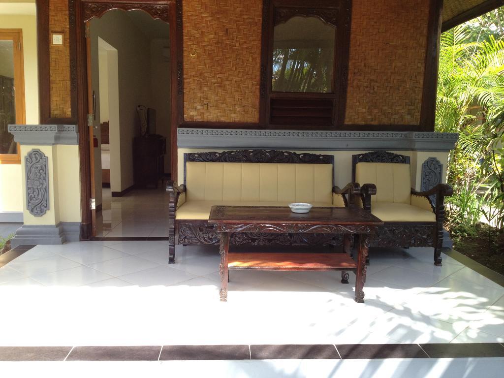 Hotel Astina 2*