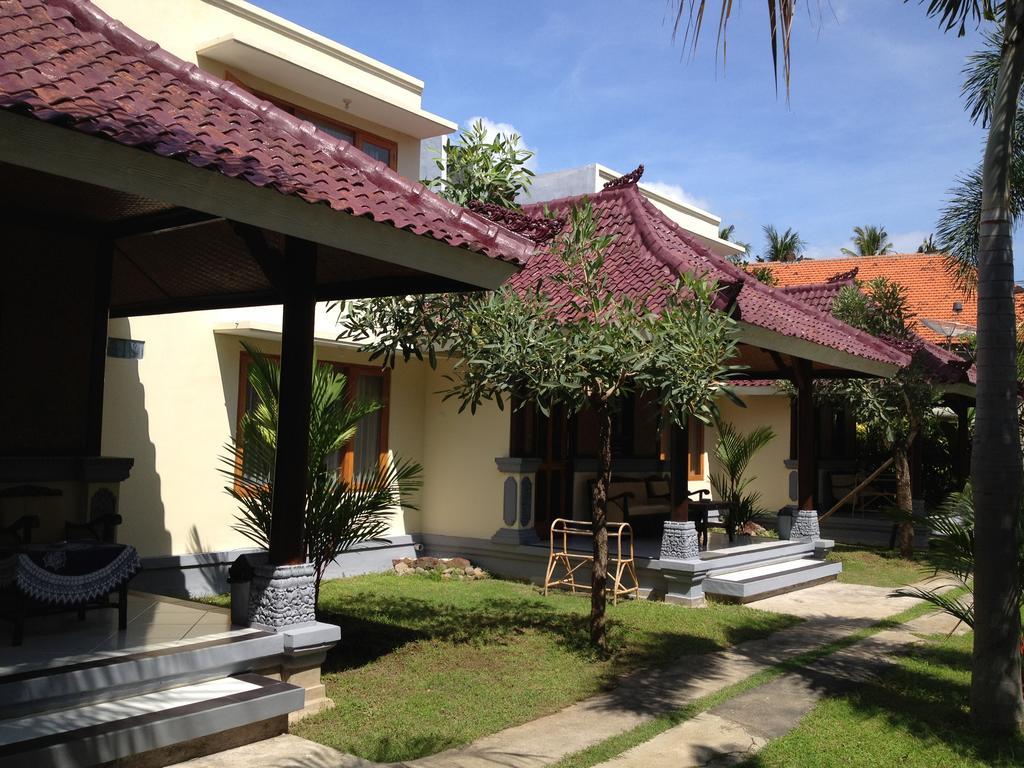 Hotel Astina 2*