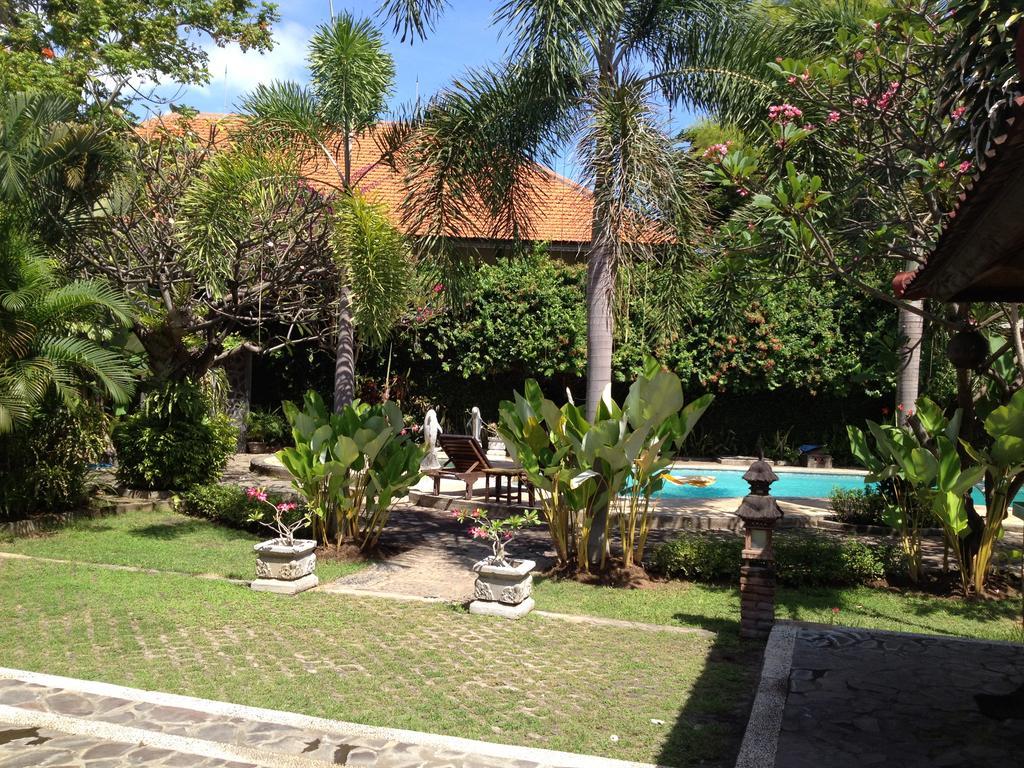 Hotel Astina 2*