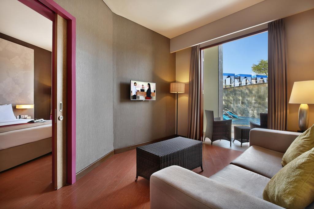 Hotel Mercure Bali Nusa Dua 4*