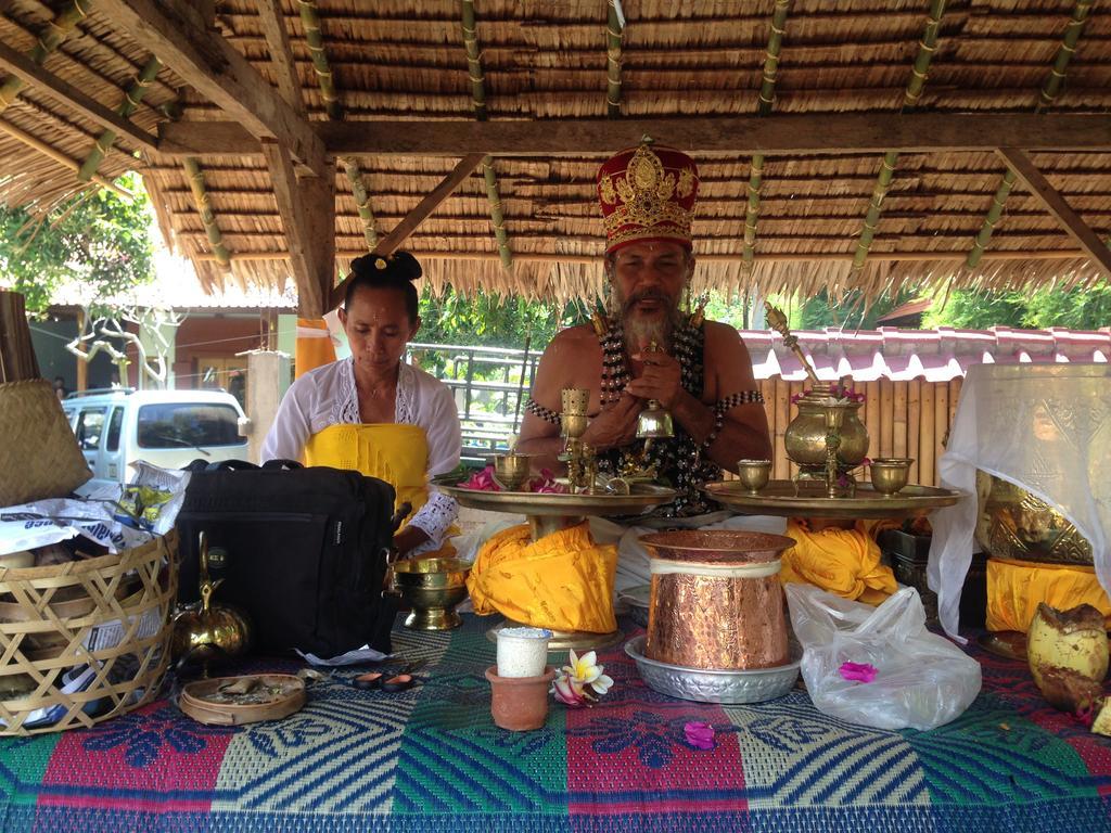 Homestay Biorock & Dive Center