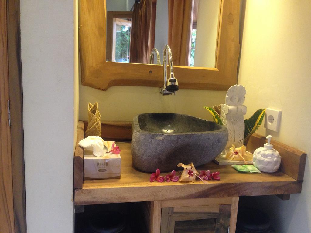 Homestay Biorock & Dive Center