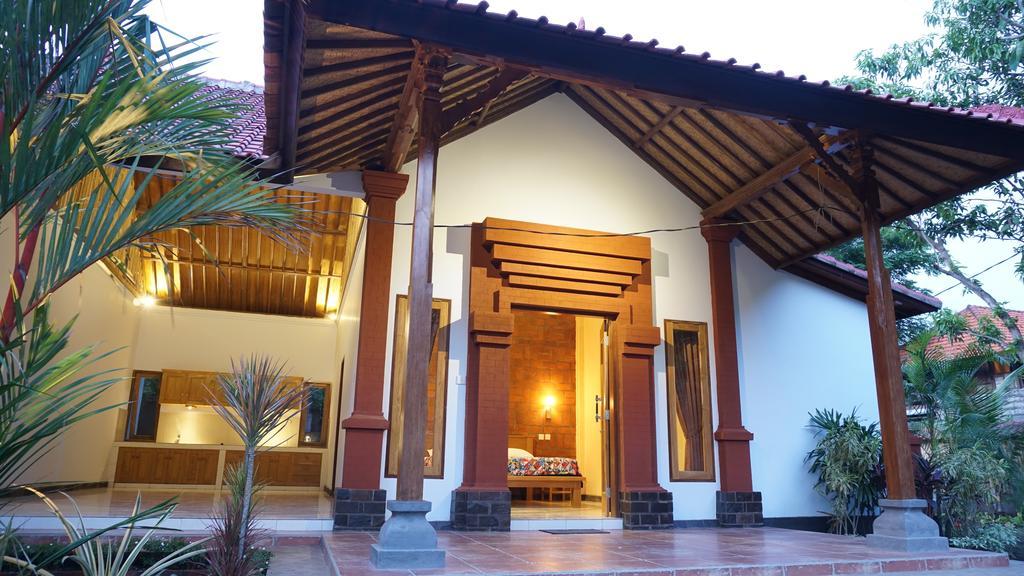 Homestay Biorock & Dive Center *