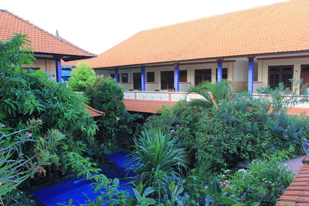 Guest house Cempaka 3 Losmen