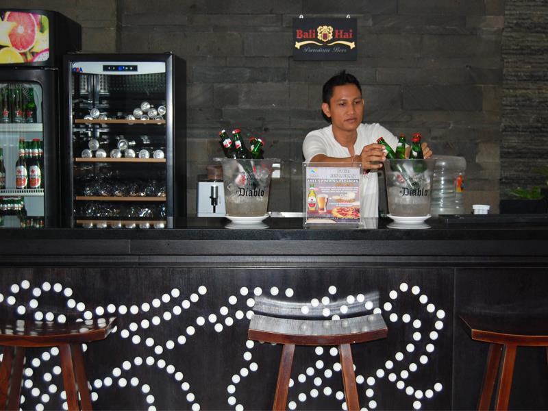 Hotel Solaris Kuta 3*