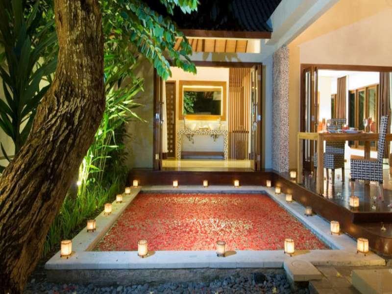 Villa Grand Akhyati & *