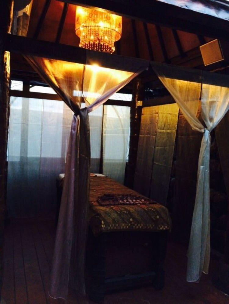 Hotel Reddoorz @ Bypass Ngurah Rai Airport 3*