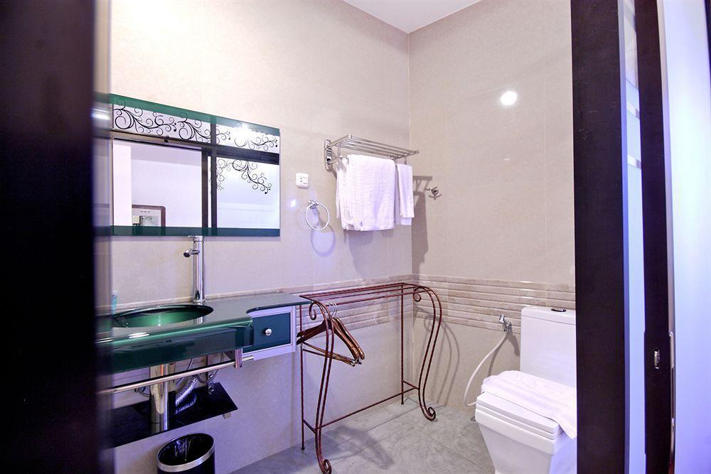 Hotel Reddoorz @ Bypass Ngurah Rai Airport 3*