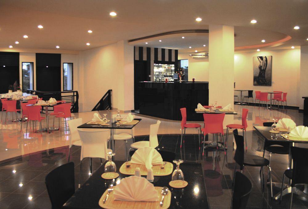 Puri Ayu Hotel