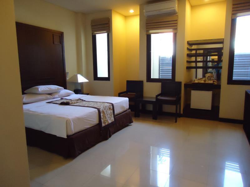 Puri Ayu Hotel Denpasar (Bali)