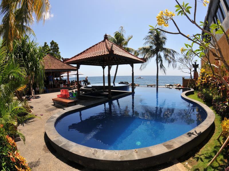 Paradise Palm And Dive Center 4* Tulamben (Bali)