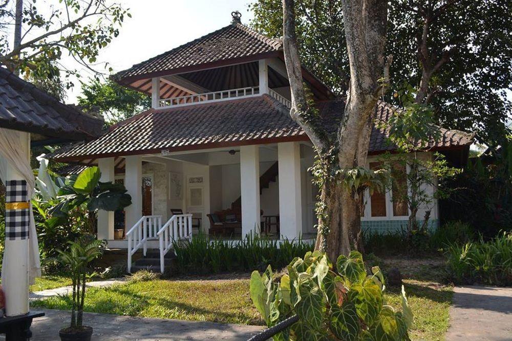 Garden Hotel