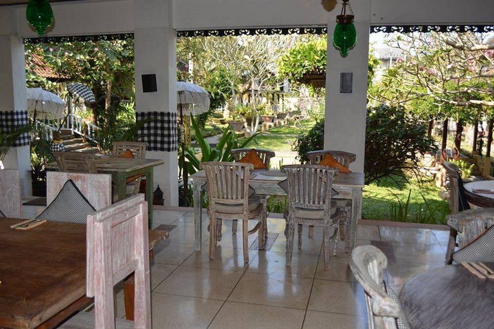 Garden Hotel