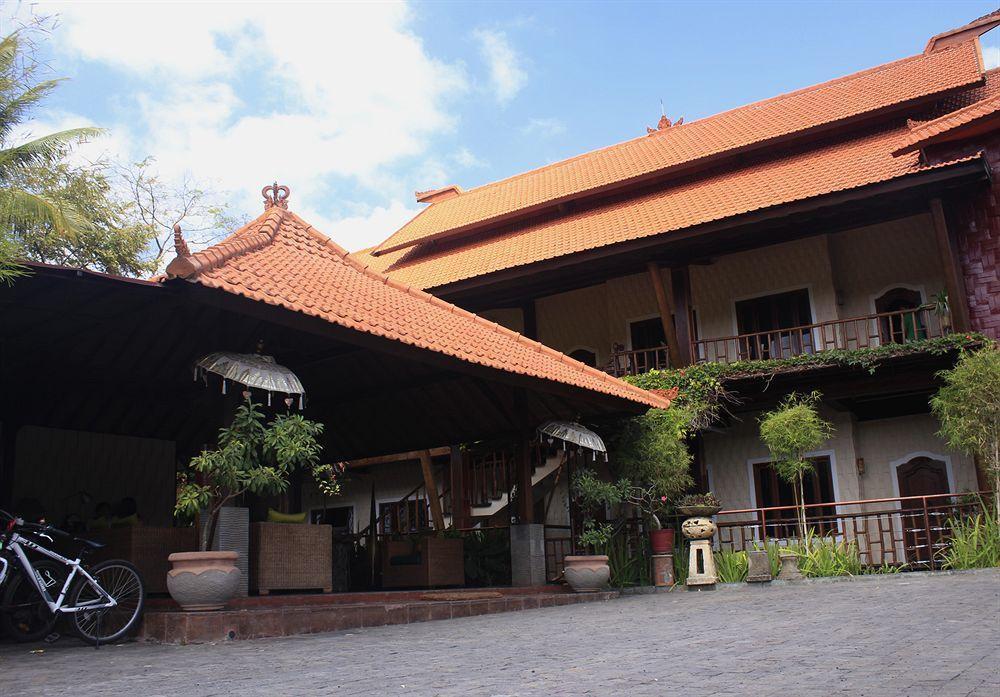 Junjungan And Guest house 3*