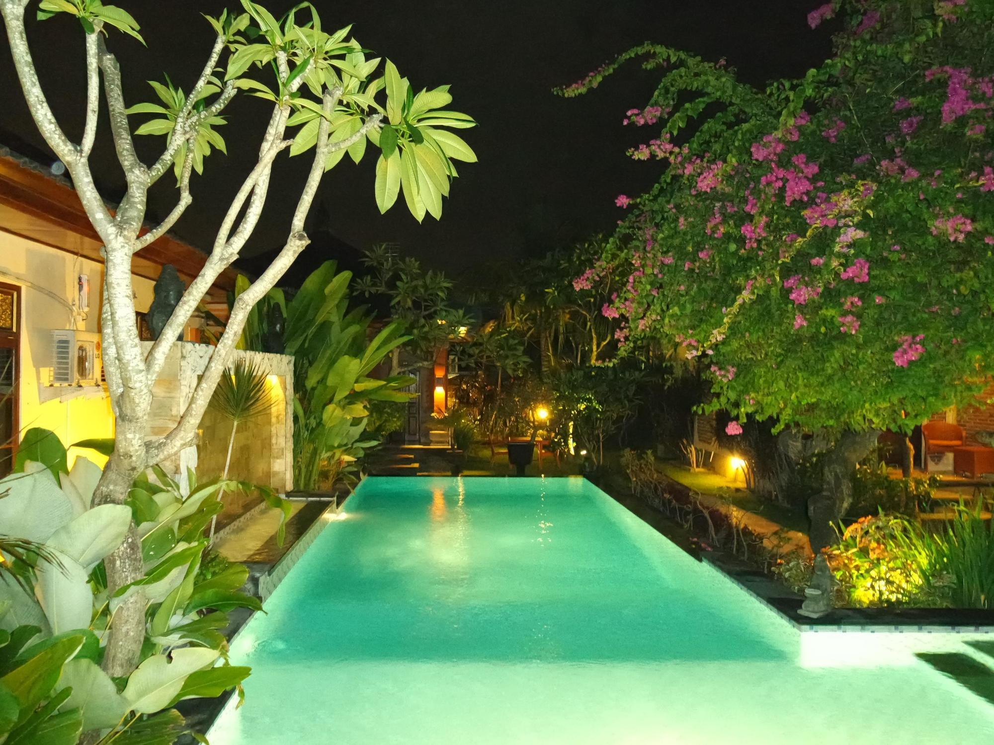 Tirta Ening Agung Guest house Sanur (Bali)