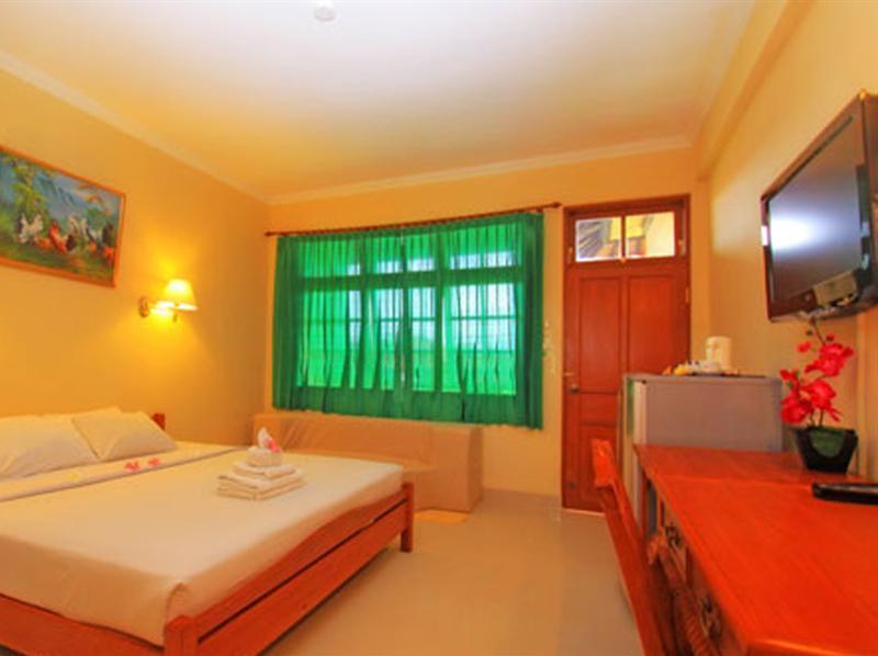 Green Garden Hotel 2*