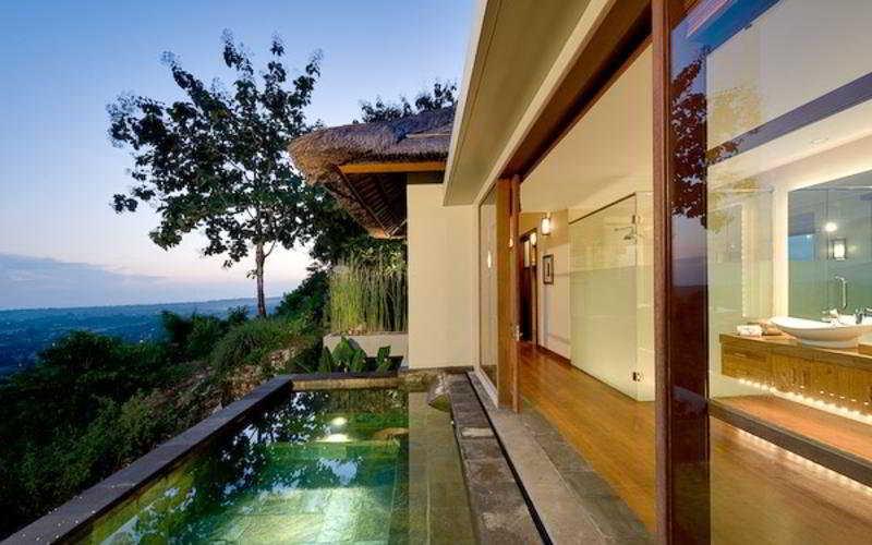 The Longhouse, - Bali Guest house Jimbaran (Bali)