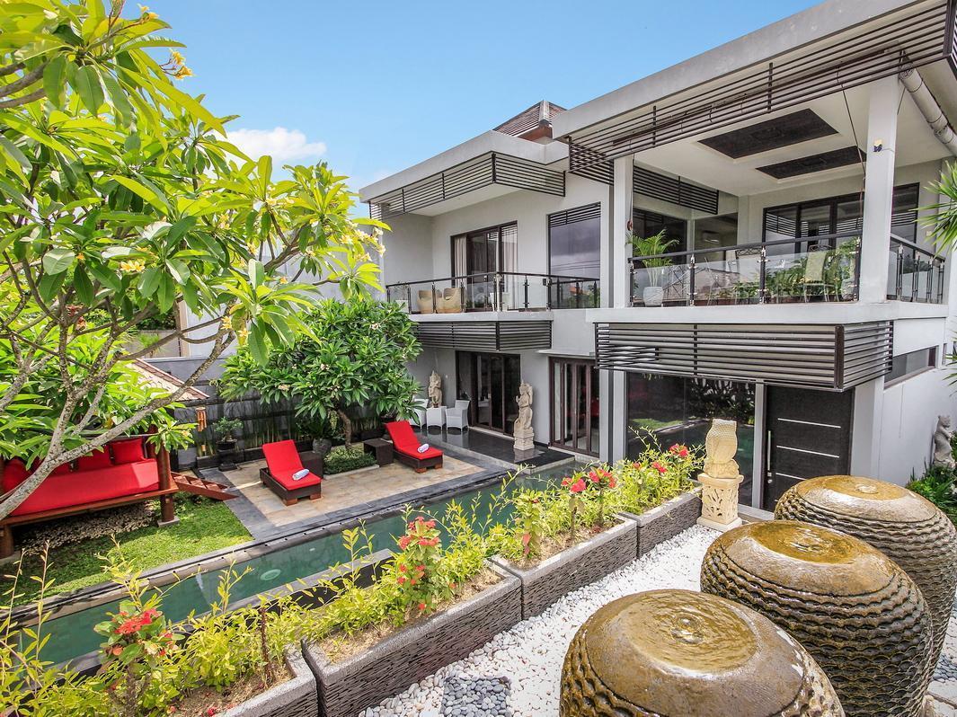 Cascade Villa